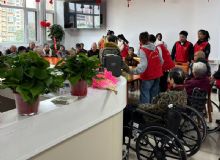 点击查看详细信息<br>标题：多彩生活 阅读次数：298